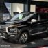 Giá xe Mitsubishi Xpander Cross màu đen kèm Khuyến mãi