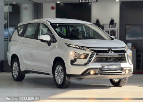 Mitsubishi Xpander số sàn 2026 nhập khẩu màu trắng