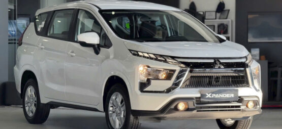 Mitsubishi Xpander số sàn 2026 nhập khẩu màu trắng