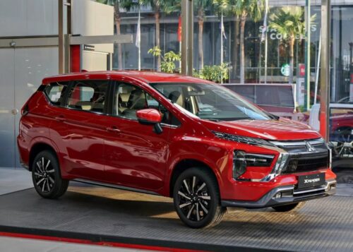 Mitsubishi Xpander Premium phiên bản nâng cấp mới màu đỏ
