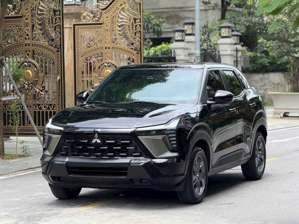 Mitsubishi Xforce GLX