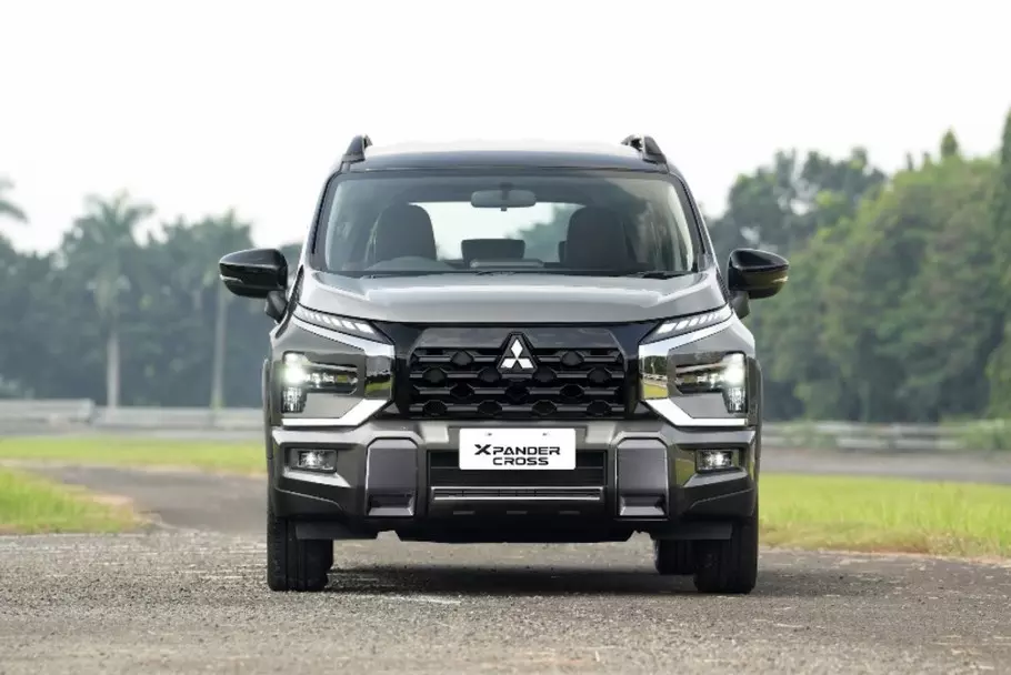 Mitsubishi Xpander Cross